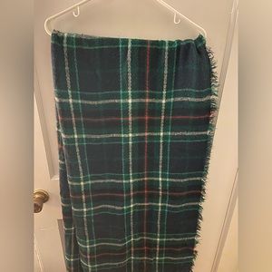 Soft Old Navy Flannel Blanket Scarf